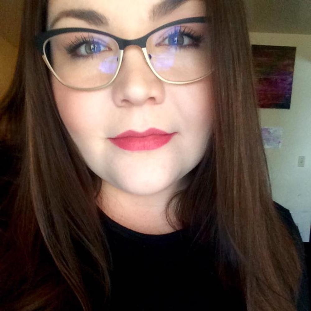 Meet your Posher, Alexis